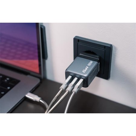 Sieťová nabíjačka, 2xUSB-C PD (65W), USB-A QC 3.0, EU/UK/US, GaN, VERBATIM